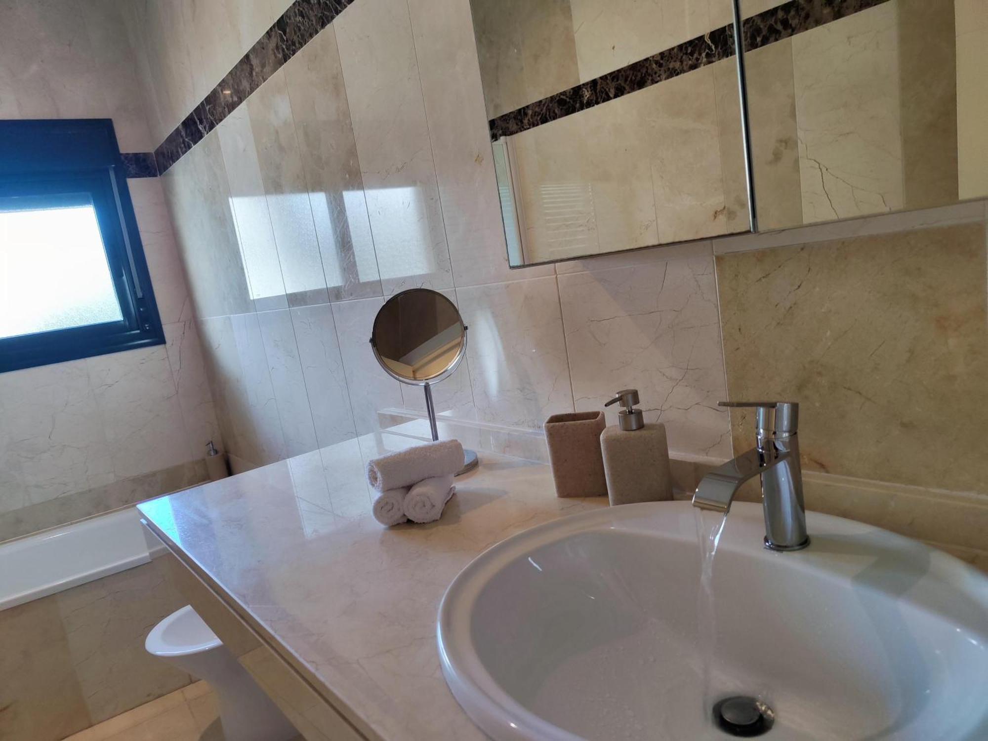 Luxury Duplex Infinity Pool Ehhouse Apartman Estepona Kültér fotó