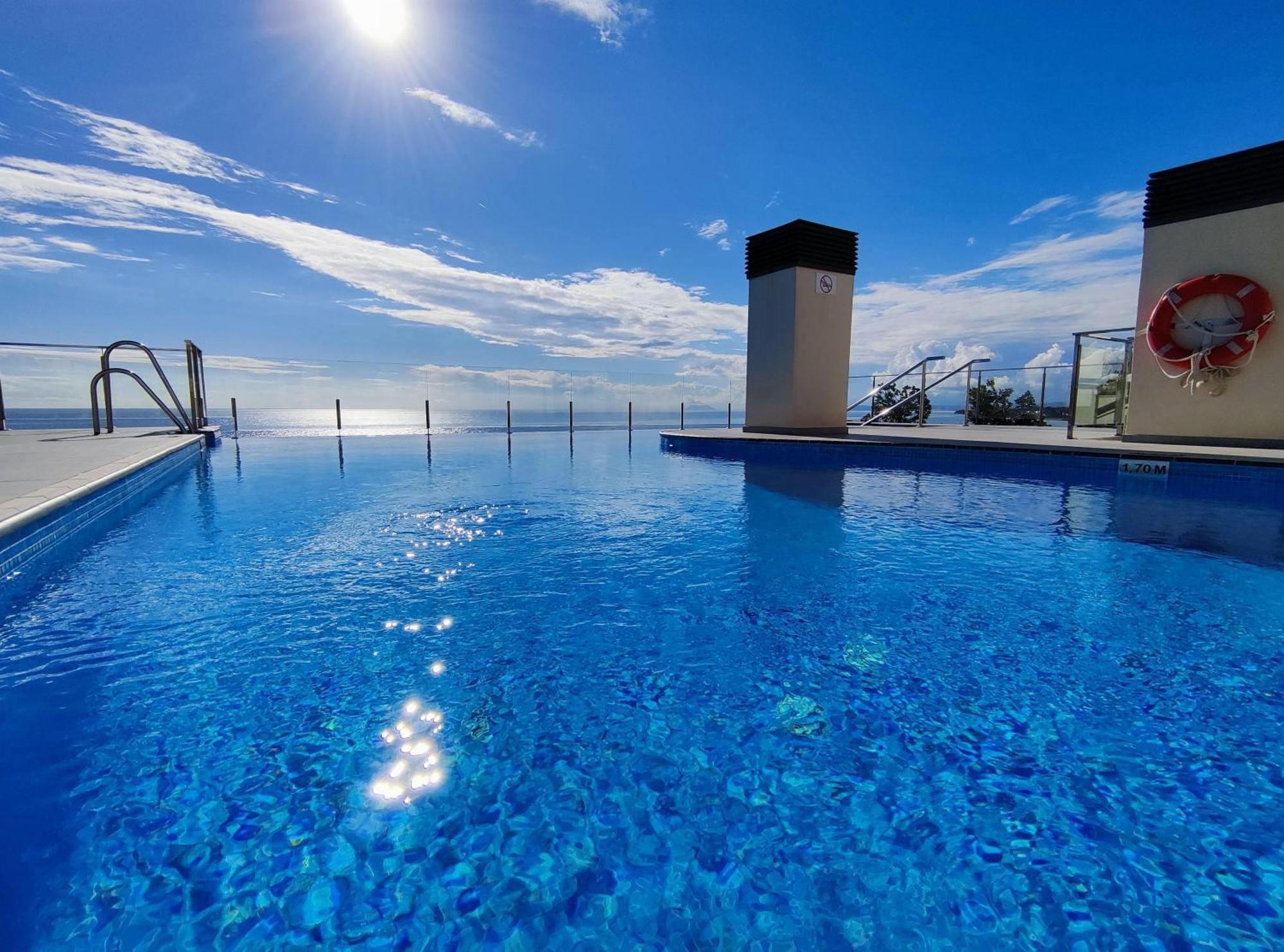 Luxury Duplex Infinity Pool Ehhouse Apartman Estepona Kültér fotó