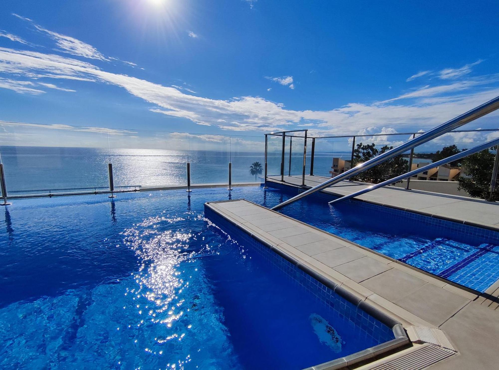Luxury Duplex Infinity Pool Ehhouse Apartman Estepona Kültér fotó